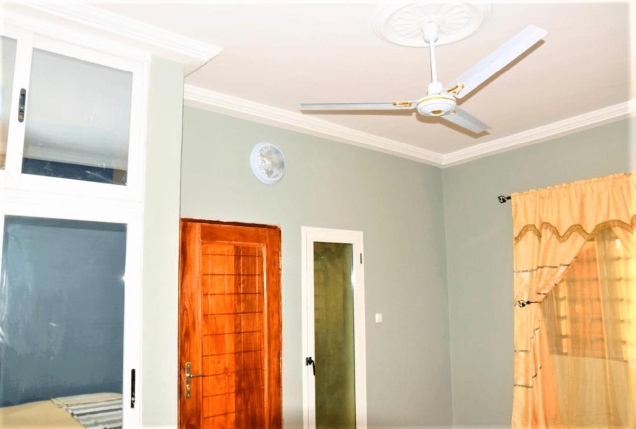 Villa Beach Avepozo لومي المظهر الخارجي الصورة